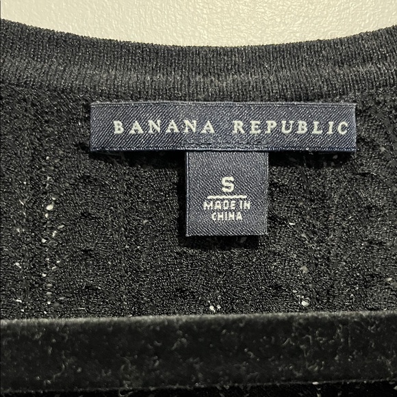 Banana Republic 2 piece Black Knit Sweater with tank top - Picture 2 of 5